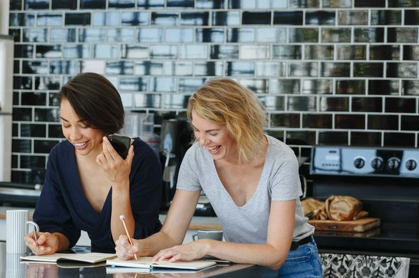 What's the Best Approach to Designing an Energy-Efficient Pantry?